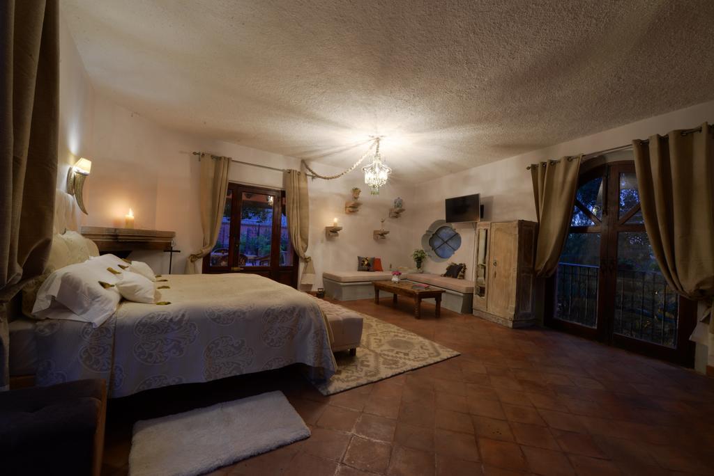 Casa Del Parque Bed & Breakfast San Miguel de Allende